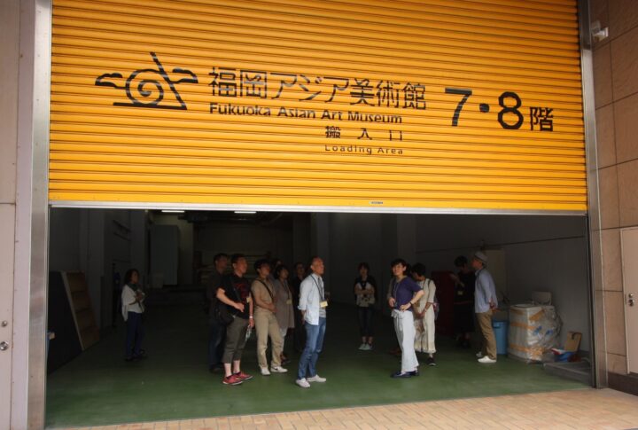 バックヤードツアー